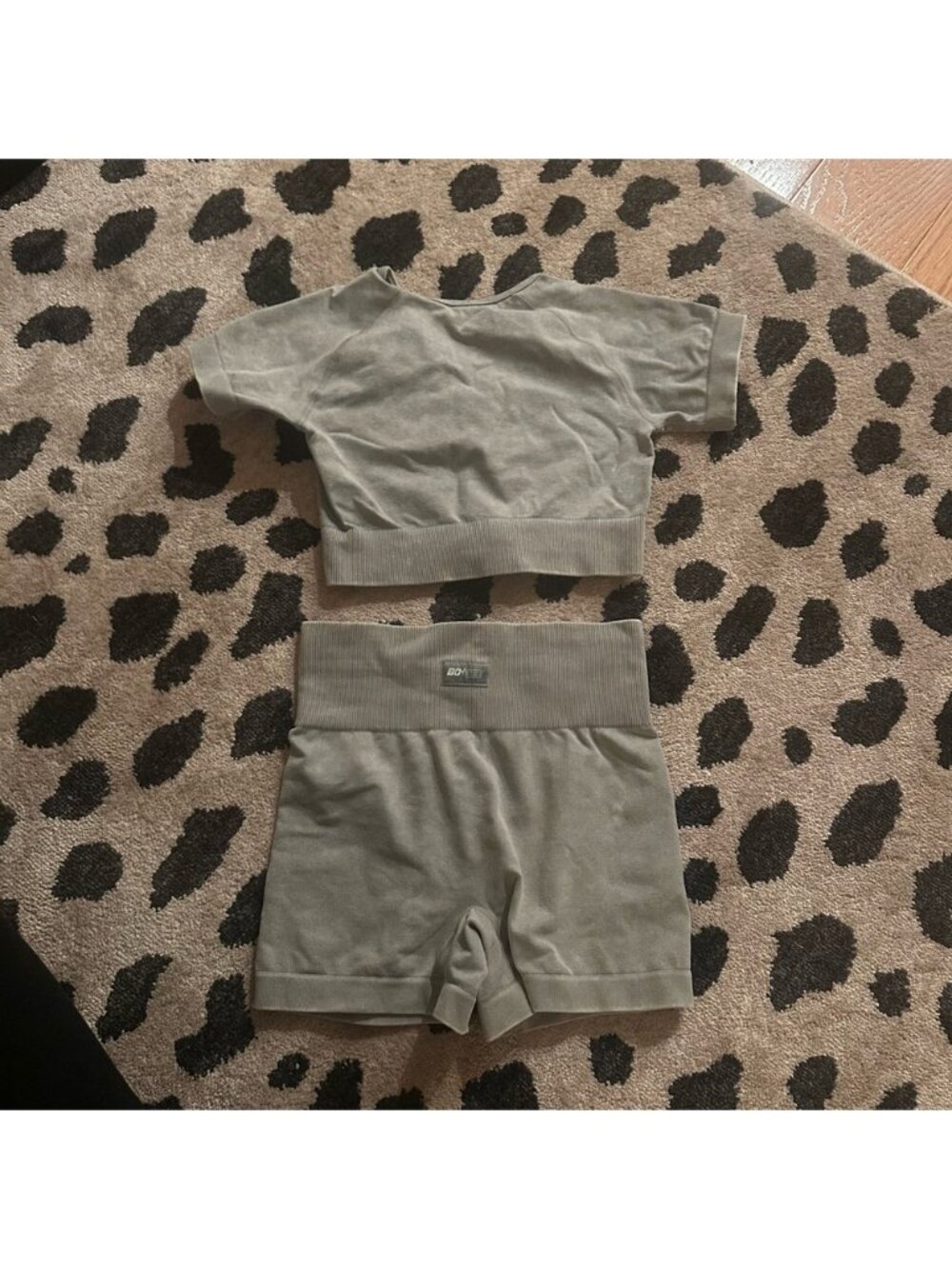 Grey Bo+Tee Two-Piece Lounge Set - Picture 4 of 4